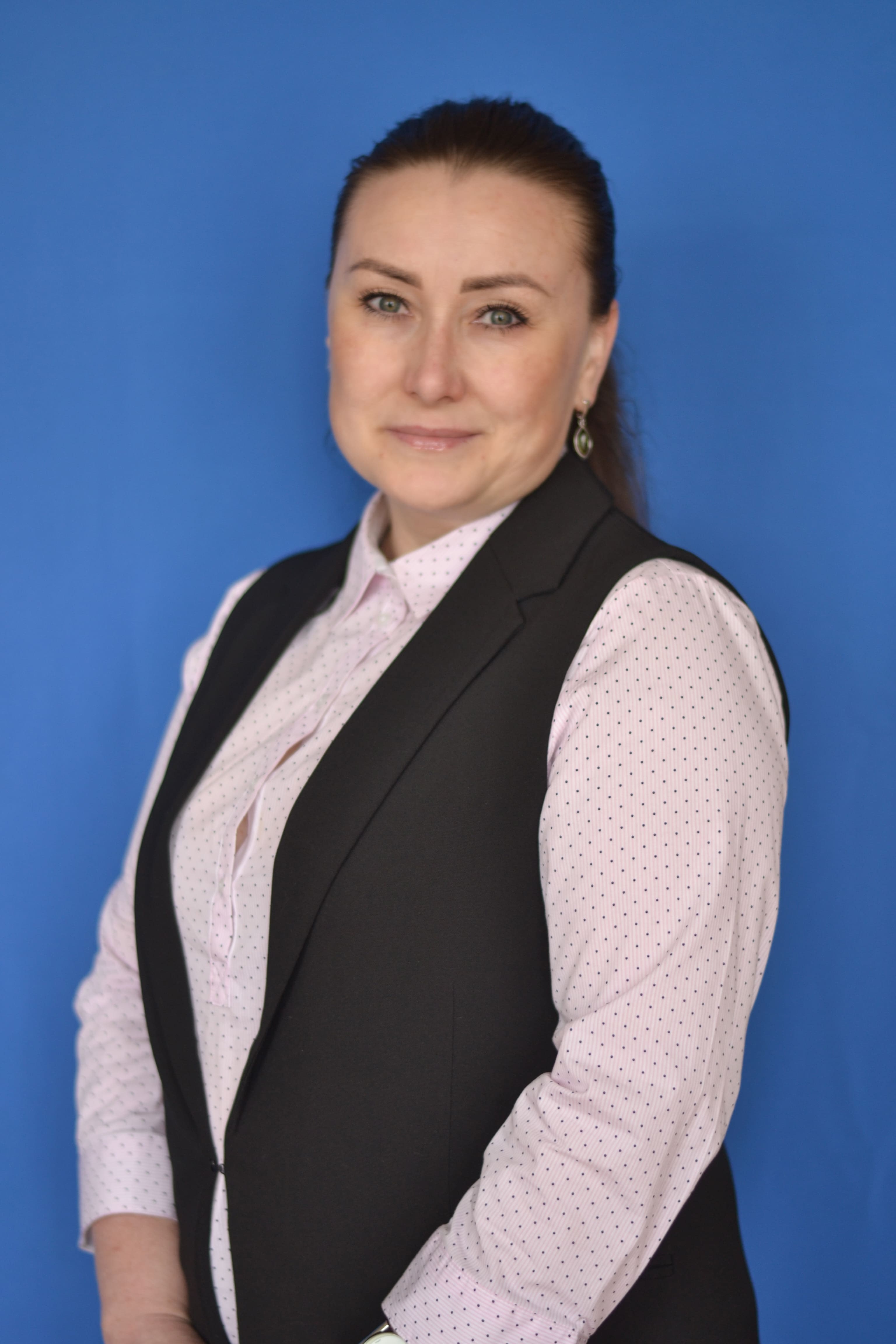 Попова Ольга Анатольевна.